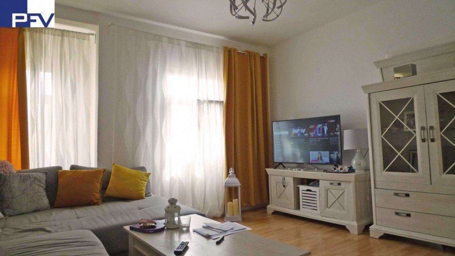 VH 4.OG re. Wohnzimmer Haus F�rth