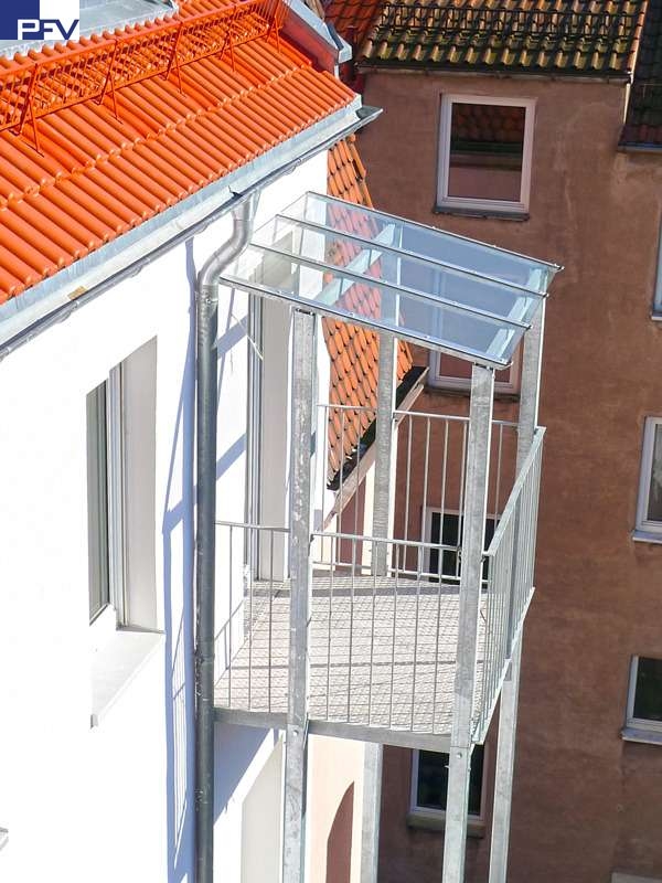 Neue Balkone f�r Sonnenfreunde Dachgeschosswohnung N�rnberg / St. Peter
