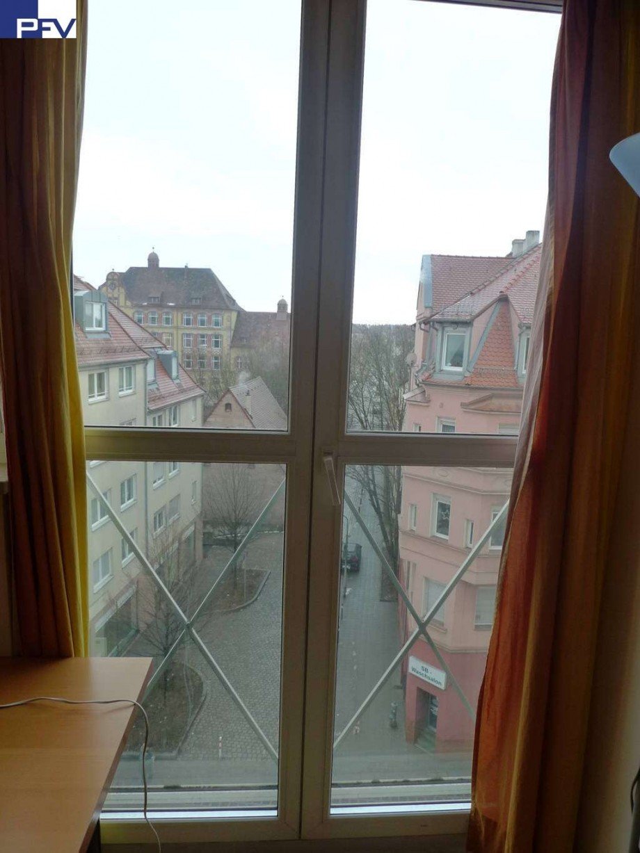 Blick vom Wohnzimmer Dachgeschosswohnung N�rnberg
