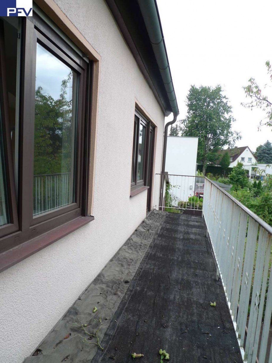 Balkon Einfamilienhaus Worzeldorf