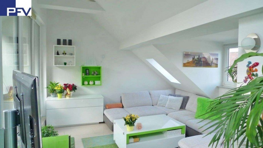 Wohnbereich Dachgeschosswohnung N�rnberg