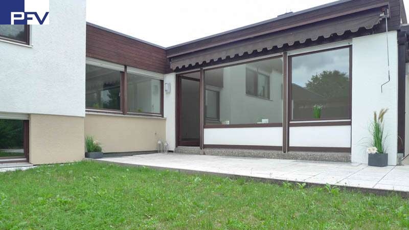 Terasse zum Wohnzimmer Reihenmittelhaus N�rnberg
