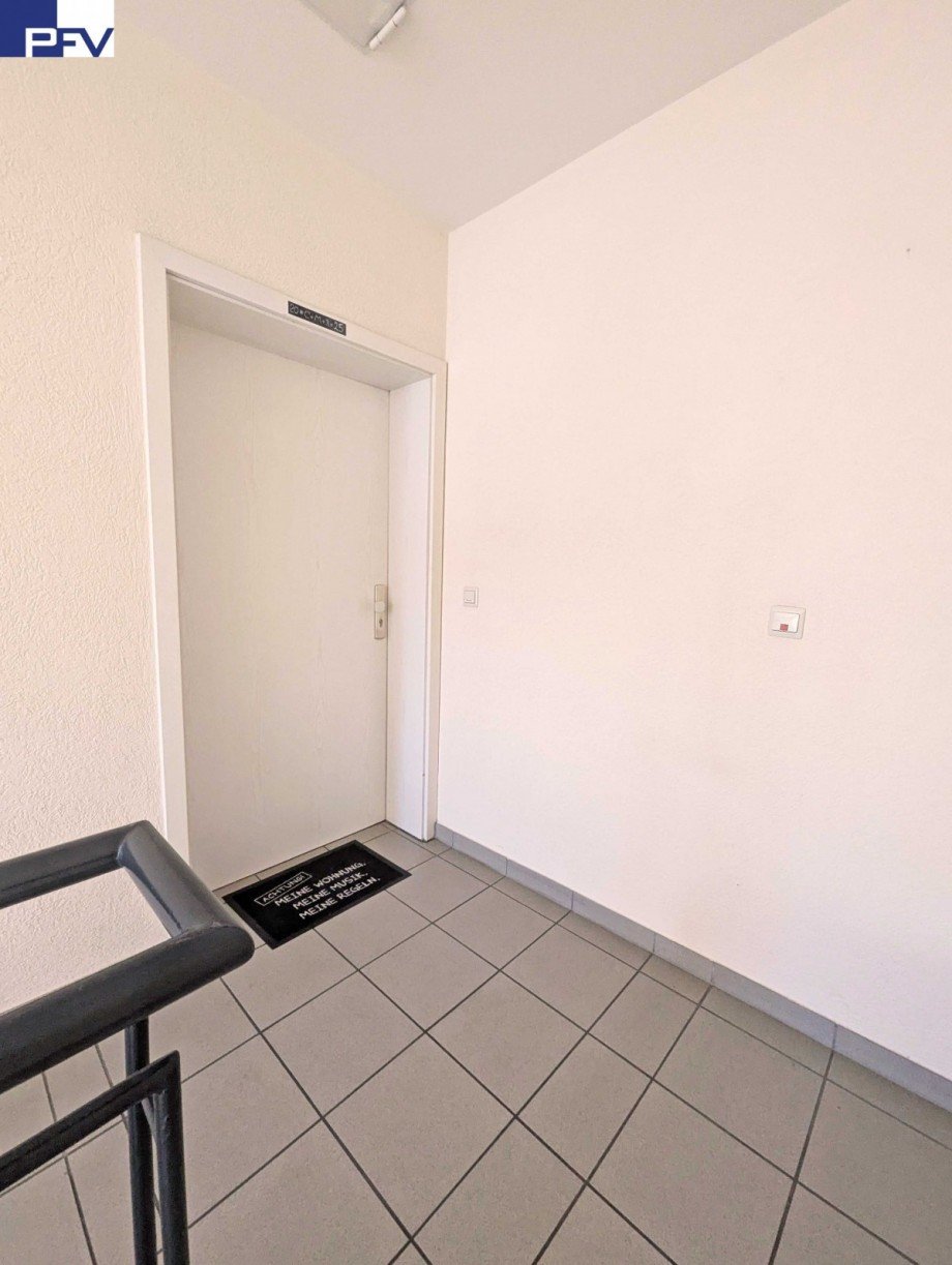 Eingang - gepflegt und sauber Wohnung Wendelstein