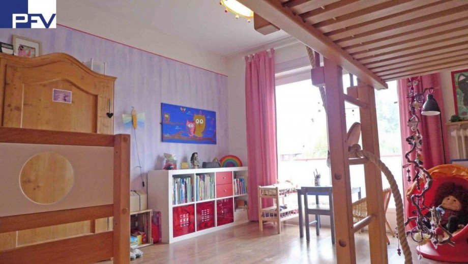Kinderzimmer Doppelhaush�lfte Wendelstein