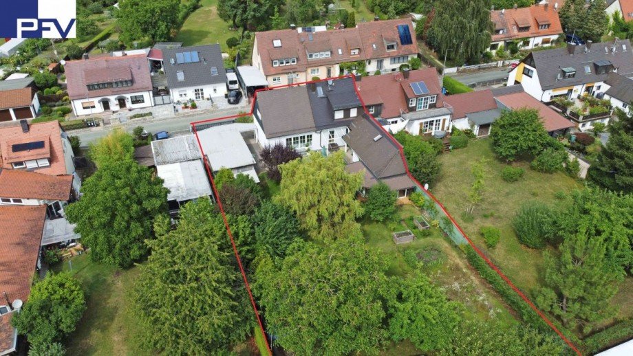 Luftaufnahme bDJI_0743eingezei Doppelhaush�lfte N�rnberg