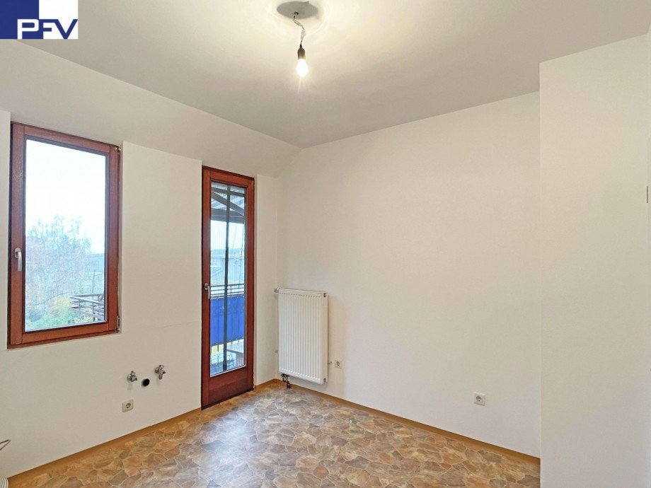 K�che mit Zugang zum Balkon Etagenwohnung N�rnberg