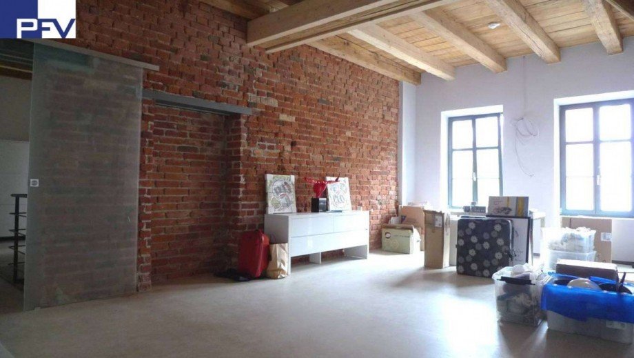 B�ro / Arbeiten 1. OG Maisonettewohnung F�rth