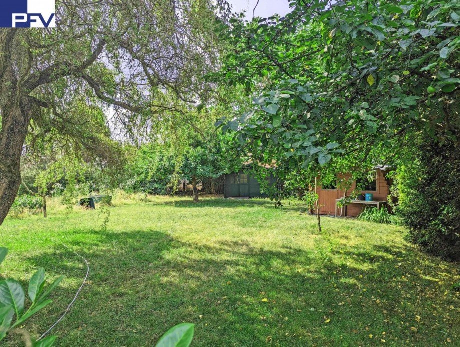 Garten PXL_20230704_090657133b Doppelhaush�lfte N�rnberg