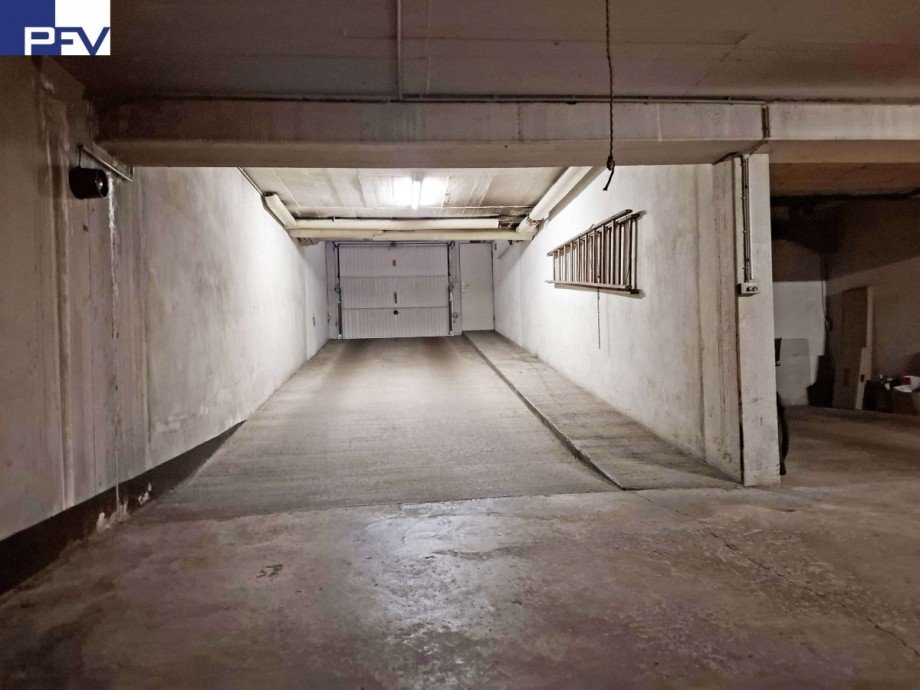 Tiefgarage Ein-Ausfahrt Etagenwohnung N�rnberg