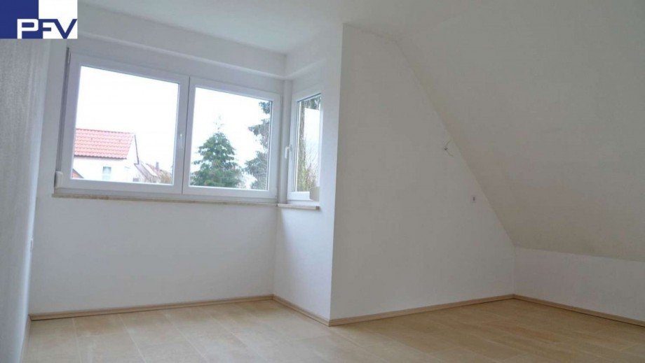 Kind 1 Doppelhaush�lfte Weiherhaus
