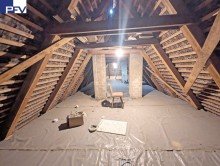 DG 3 Spitzboden Fr�nkisches Haus mit 3 Wohnungen und M�glichkeit zum 6-Familien-Haus