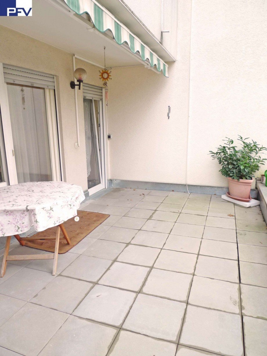 Gro�e Terrasse-Zugang K� u Woh Wohnung N�rnberg