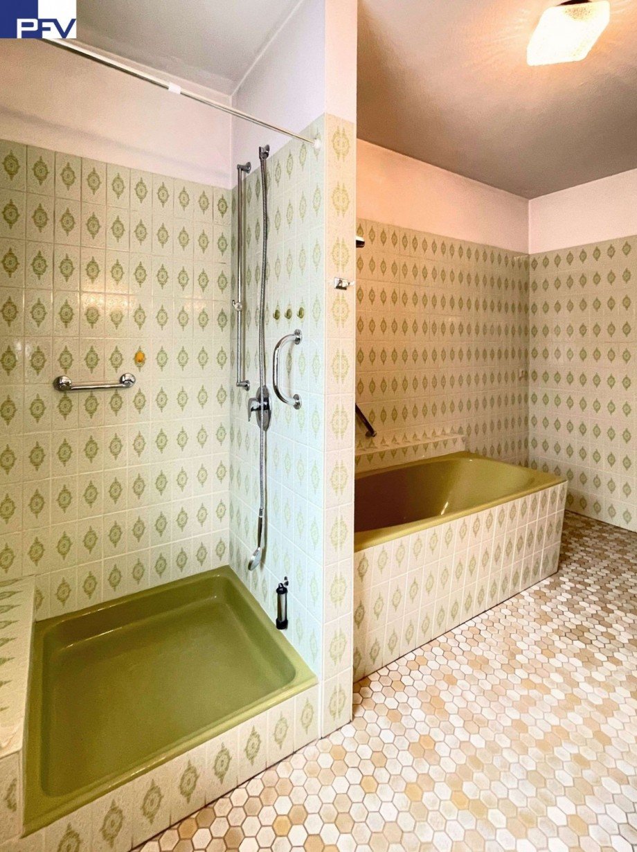 Bad Einfamilienhaus Sachsen b. Ansbach