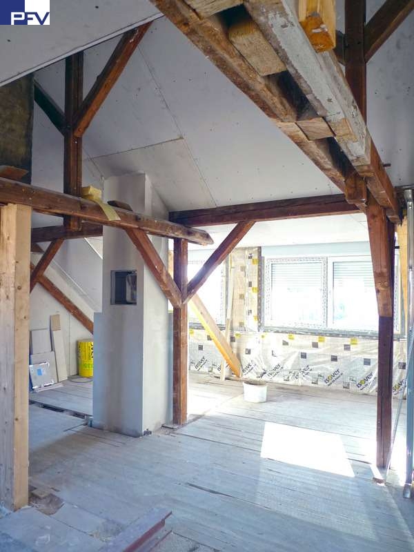 Bad mit Fenster gew�nscht? Dachgeschosswohnung N�rnberg / St. Peter