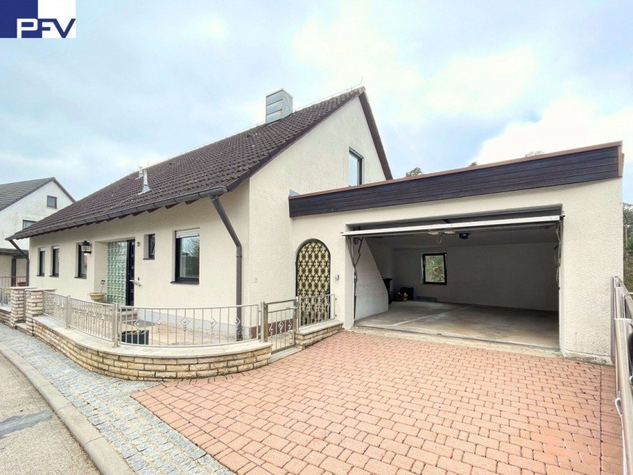 Garage Einfamilienhaus Sachsen b. Ansbach