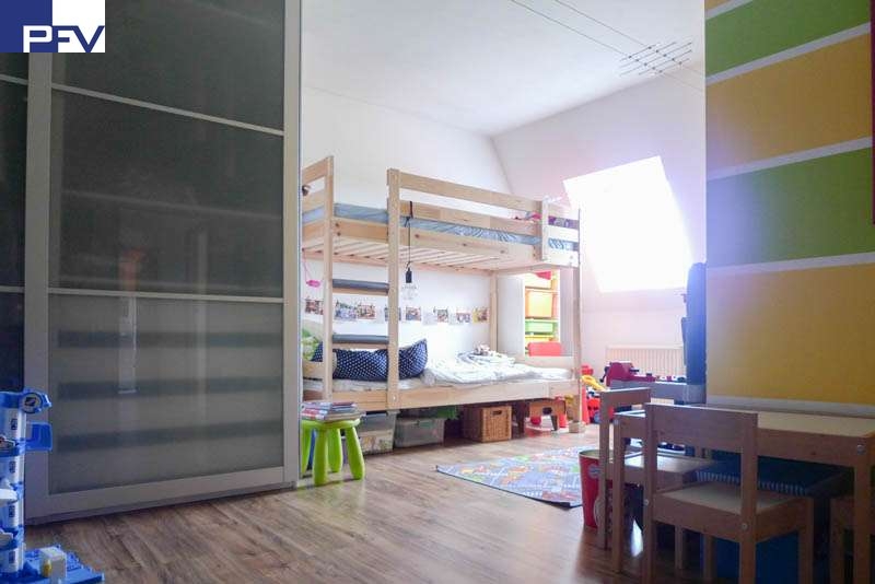 Freundliches Kinderzimmer Maisonettewohnung N�rnberg