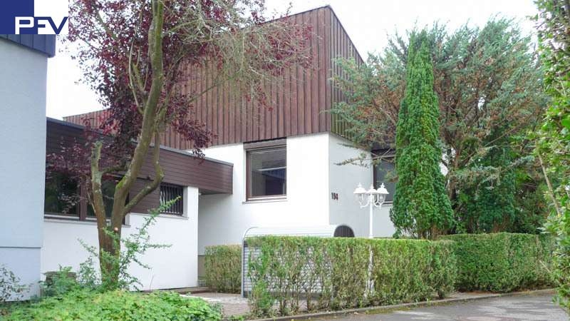 Vorderseite Reihenmittelhaus N�rnberg