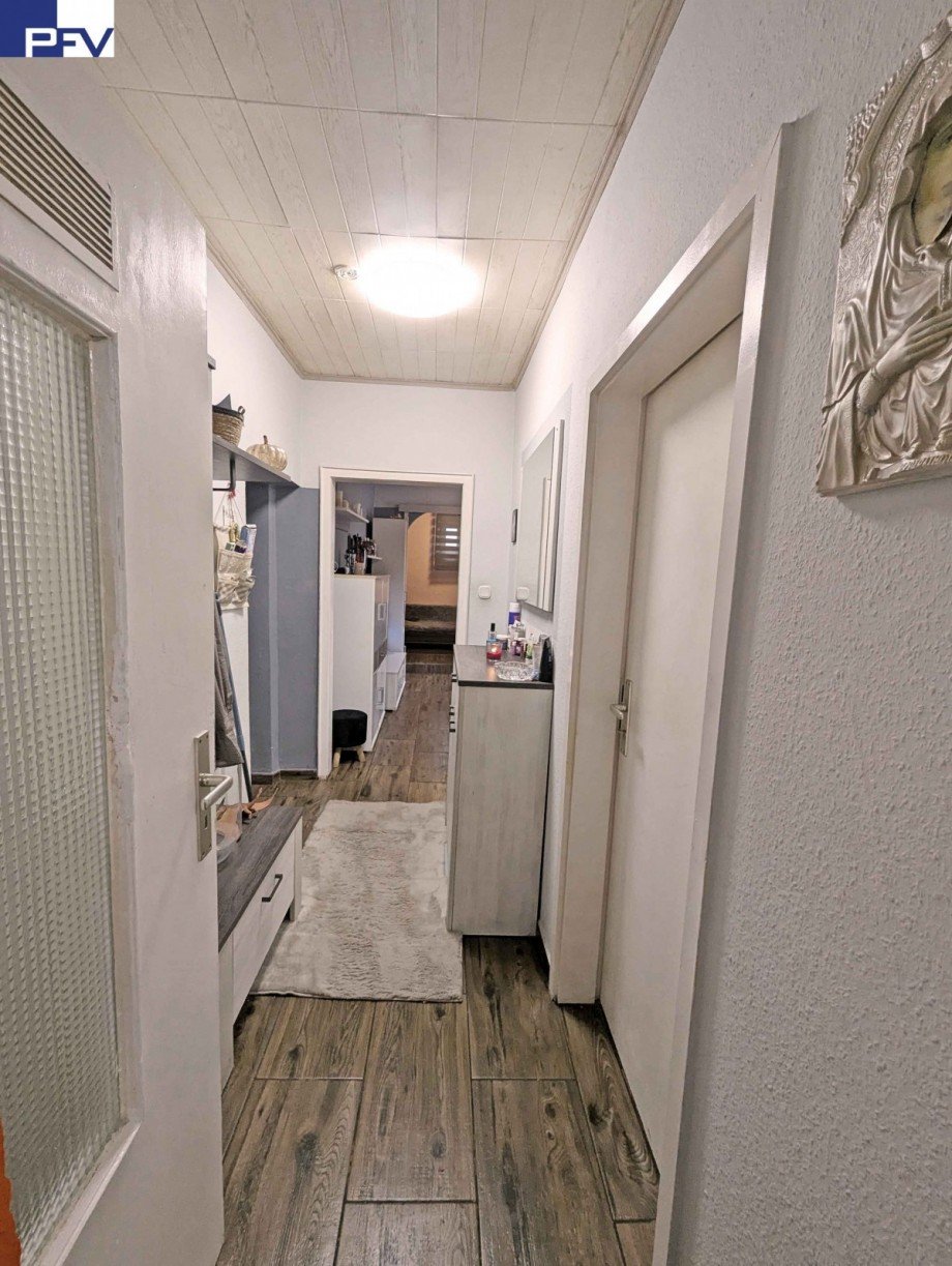 W1 Flur Haus Burgthann