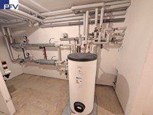 KG Heizungsanlage VERKAUFT: Gro�es und familienfreundliches Reihen-Eckhaus mit Carport