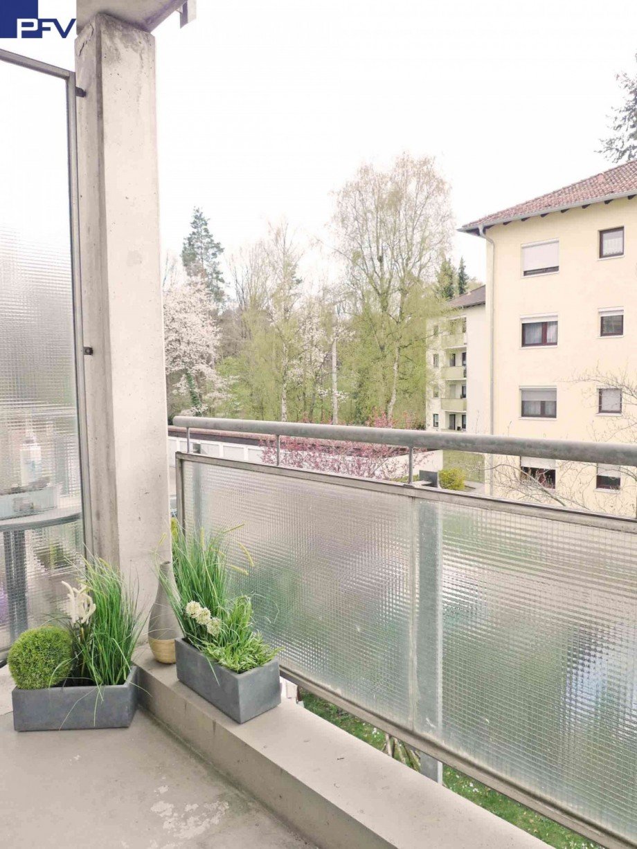 BalkonP1170061 Etagenwohnung N�rnberg