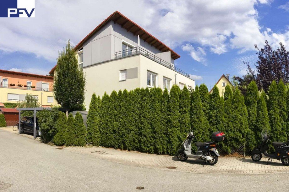 Individuelle Architektur Doppelhaush�lfte N�rnberg
