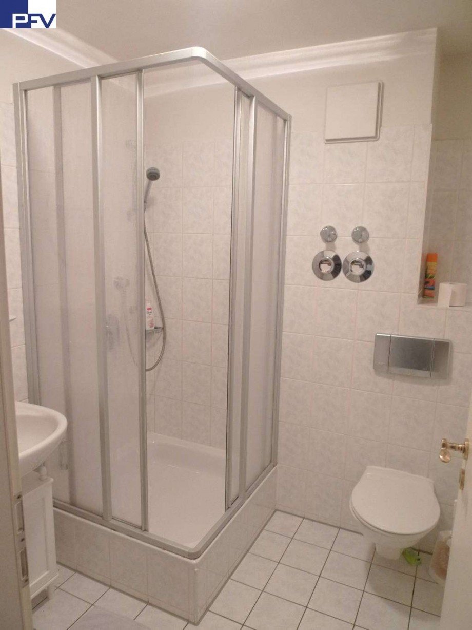 Duschbad Dachgeschosswohnung N�rnberg