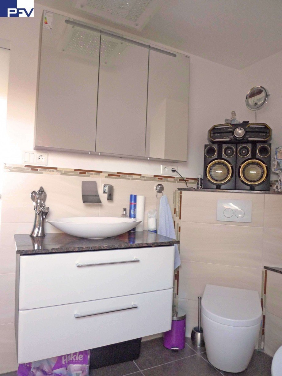 Badm�bel inklusive Reihenmittelhaus Schwabach