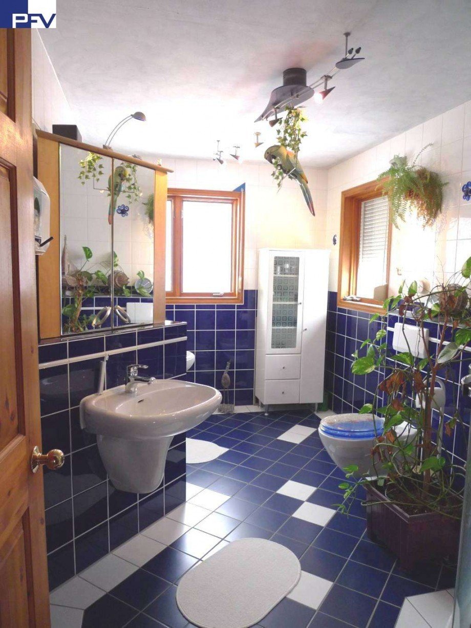Gro�es Bad Haus N�rnberg