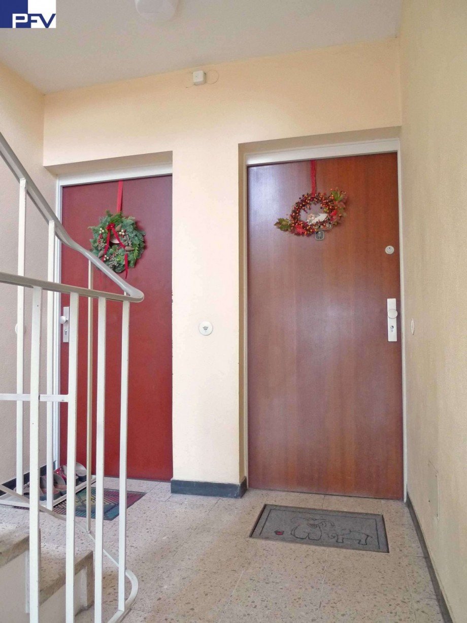 Gepflegtes Treppenhaus Wohnung N�rnberg