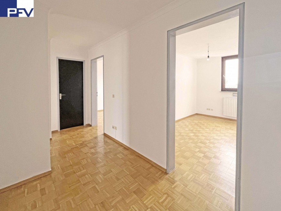 Flur Blick in KiZi2 IMG_6590b Penthousewohnung M�nchen