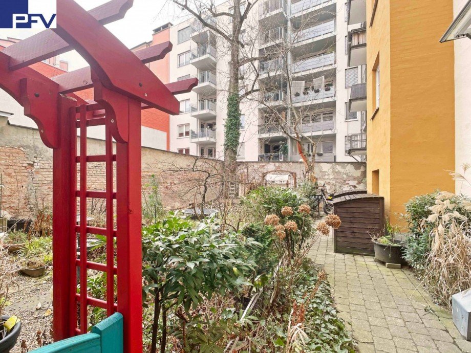 Gro�er Innenhof zur gemeinschftlichen Nutzung Dachgeschosswohnung N�rnberg