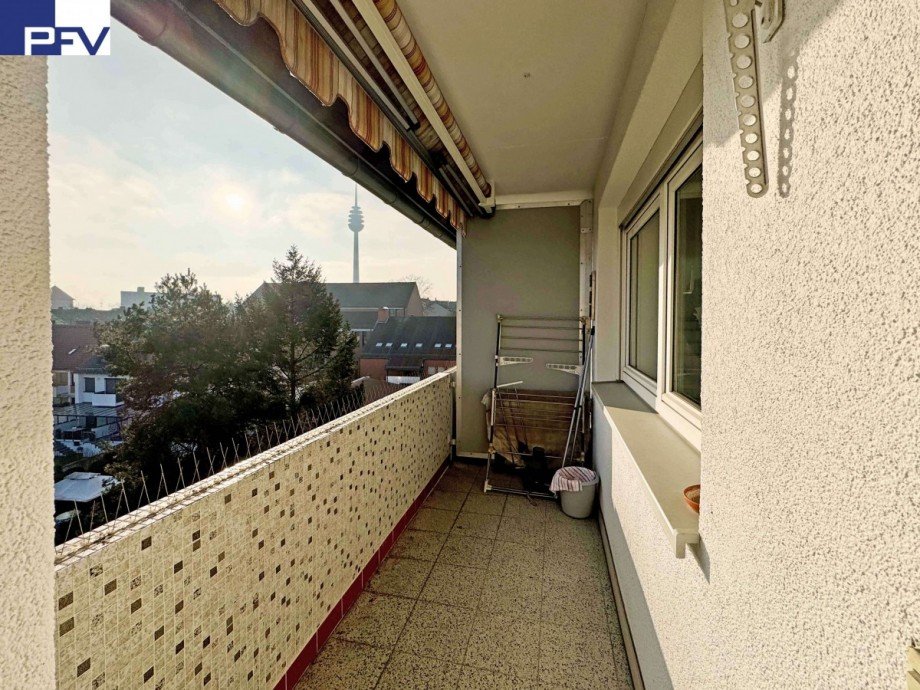 S�d-Balkon Etagenwohnung N�rnberg