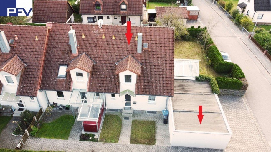 Das Anwesen mit Garage Reiheneckhaus Pyrbaum