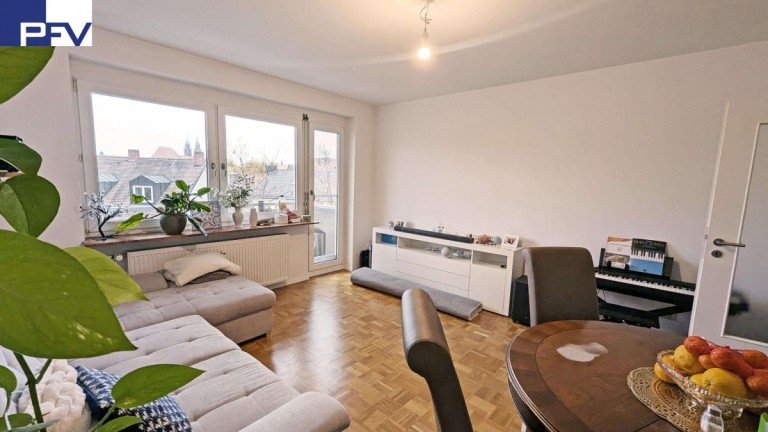 Wohnen N�rnberg Etagenwohnung Ruhig & zentral in der Altstadt: Sehr sch�ne 3-Zi-Wohnung mit Sonnenbalkon & Kfz-Stellplatz