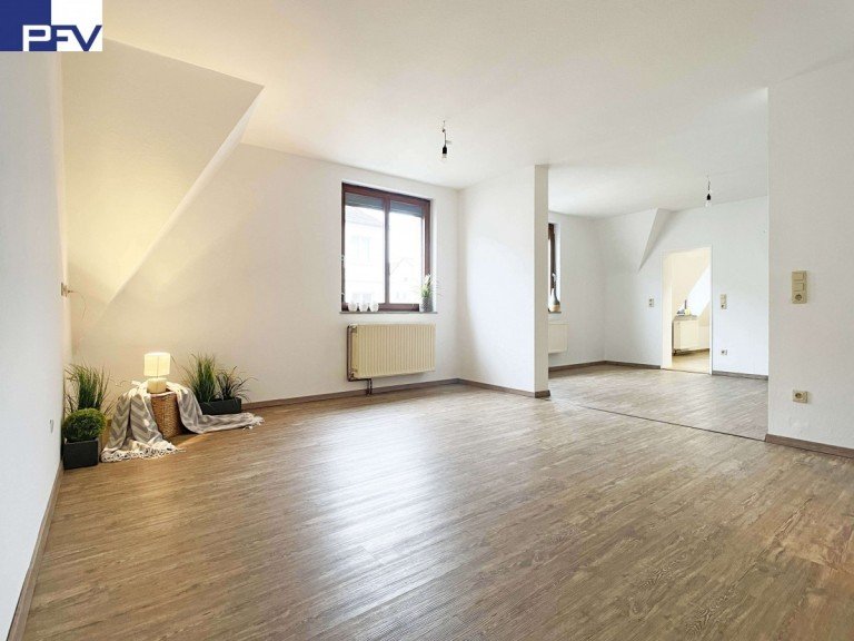 Wohnen & Essen N�rnberg Etagenwohnung VERKAUFT: Gem�tliche 4-Zi.-Altbau-Wohnung in St.-Jobst
