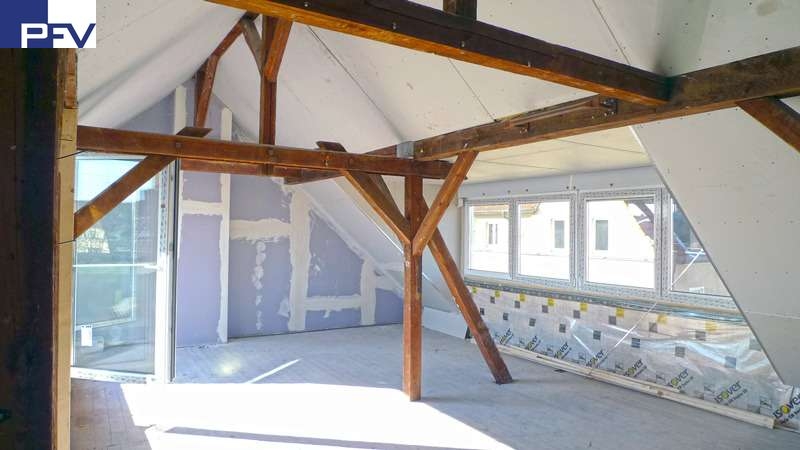 G�ste? Platz ist genug! Dachgeschosswohnung N�rnberg / St. Peter