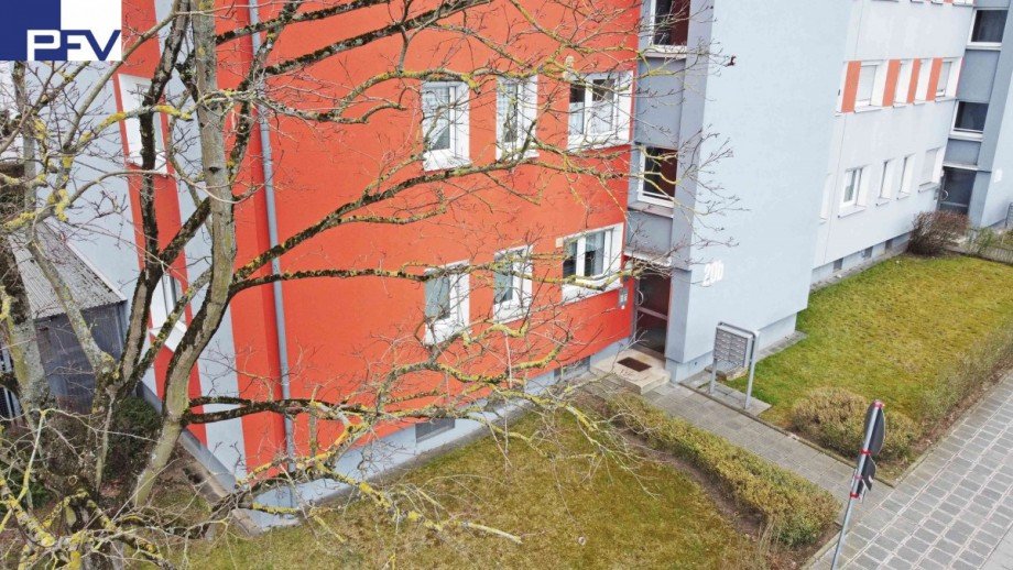 Anwesen-Eingangsbereich Etagenwohnung N�rnberg