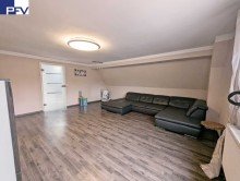 W2 Wohnen. Fr�nkisches Haus mit 3 Wohnungen und M�glichkeit zum 6-Familien-Haus