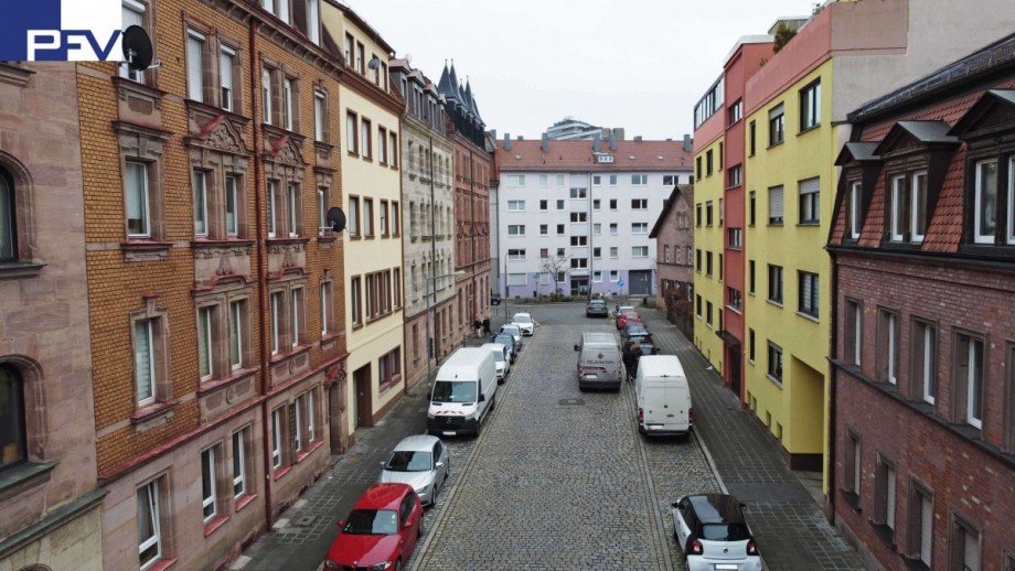 Blick in die Stra�e Etagenwohnung N�rnberg