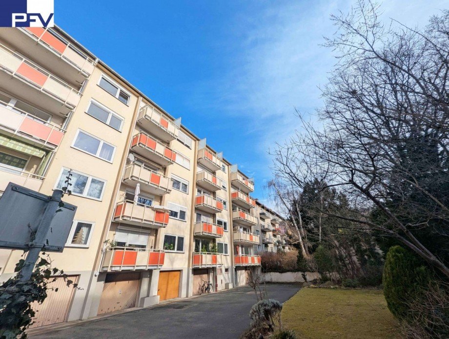 Anwesen-S�d-Ansicht Etagenwohnung N�rnberg