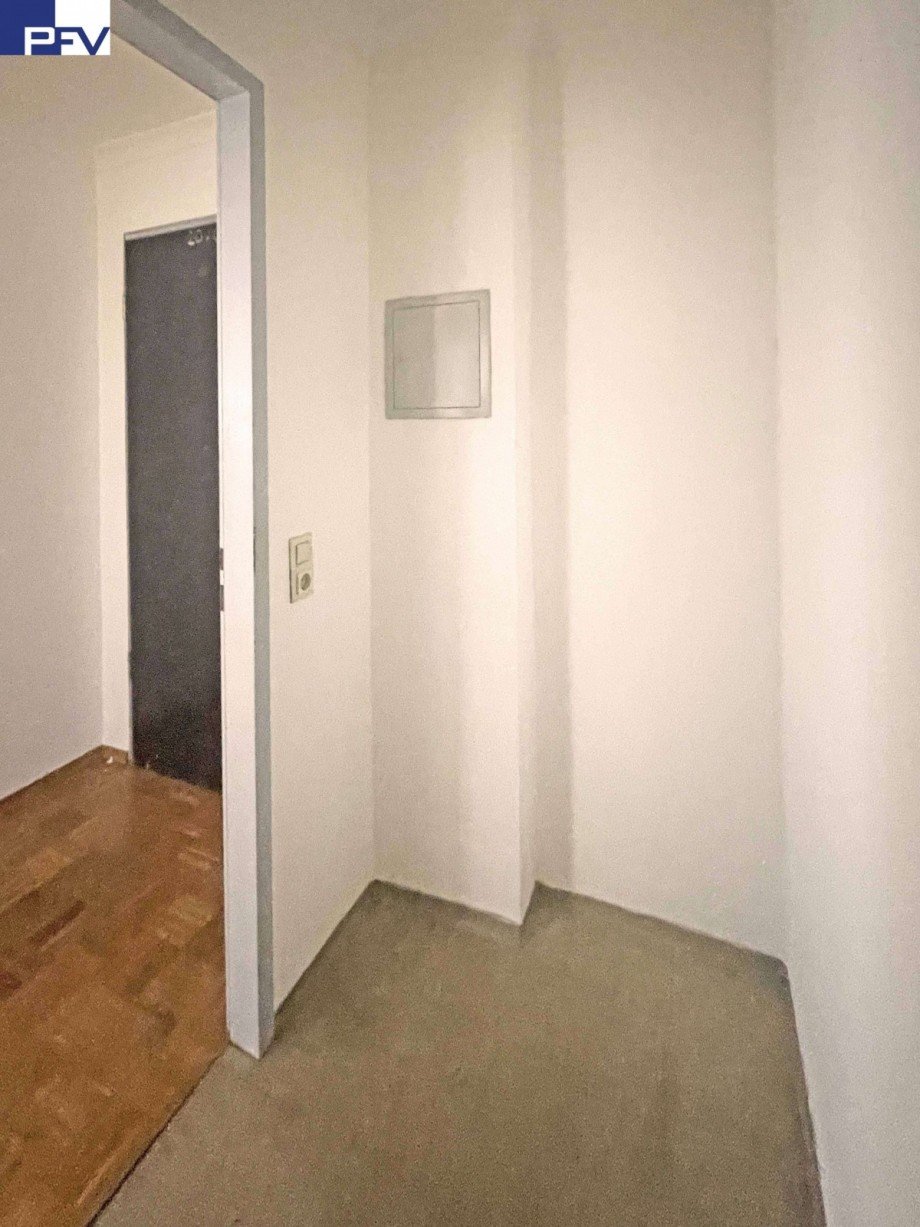 Flur-Abstellraum IMG_6501b Penthousewohnung M�nchen