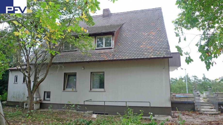 Haus Westansicht Grundst�ck Schwabach