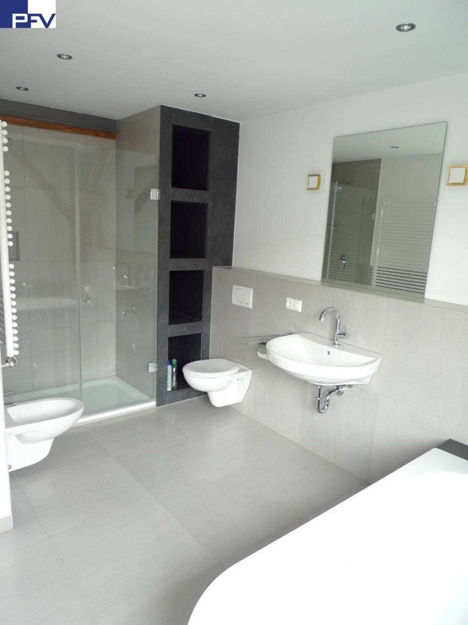 Bad Maisonettewohnung F�rth