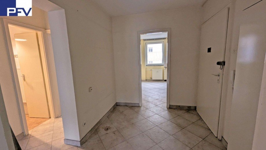 Diele-Eingangsbereich Etagenwohnung N�rnberg
