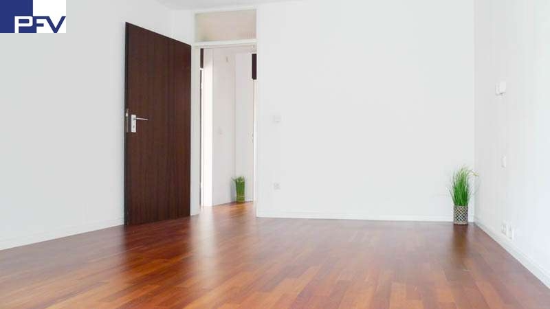 Kinder 1 zum Flur Reihenmittelhaus N�rnberg