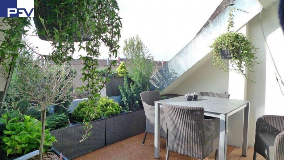 Sonnige Loggia Dachgeschosswohnung N�rnberg