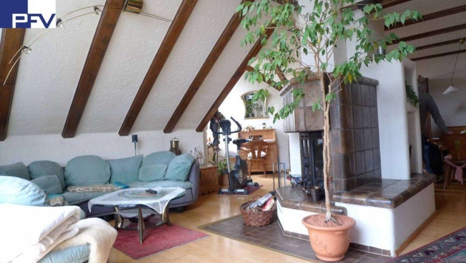 Wohnen mit offenem Kamin Dachgeschosswohnung Wendelstein