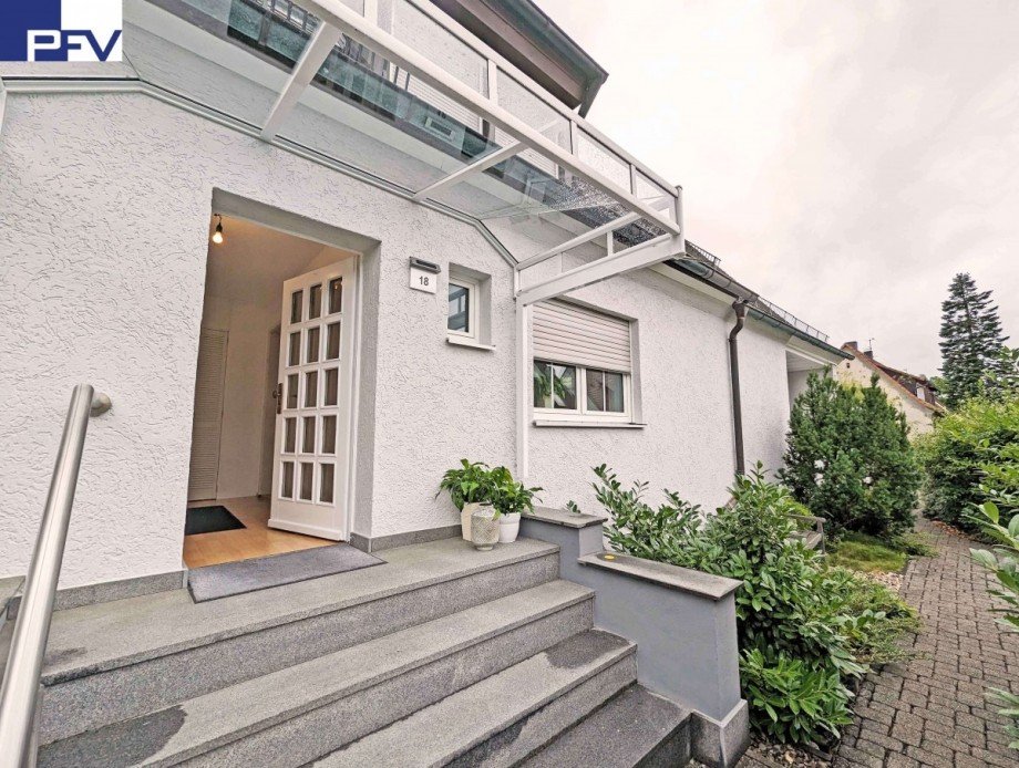 Ansicht Eingang bPXL_20230801_ Doppelhaush�lfte N�rnberg