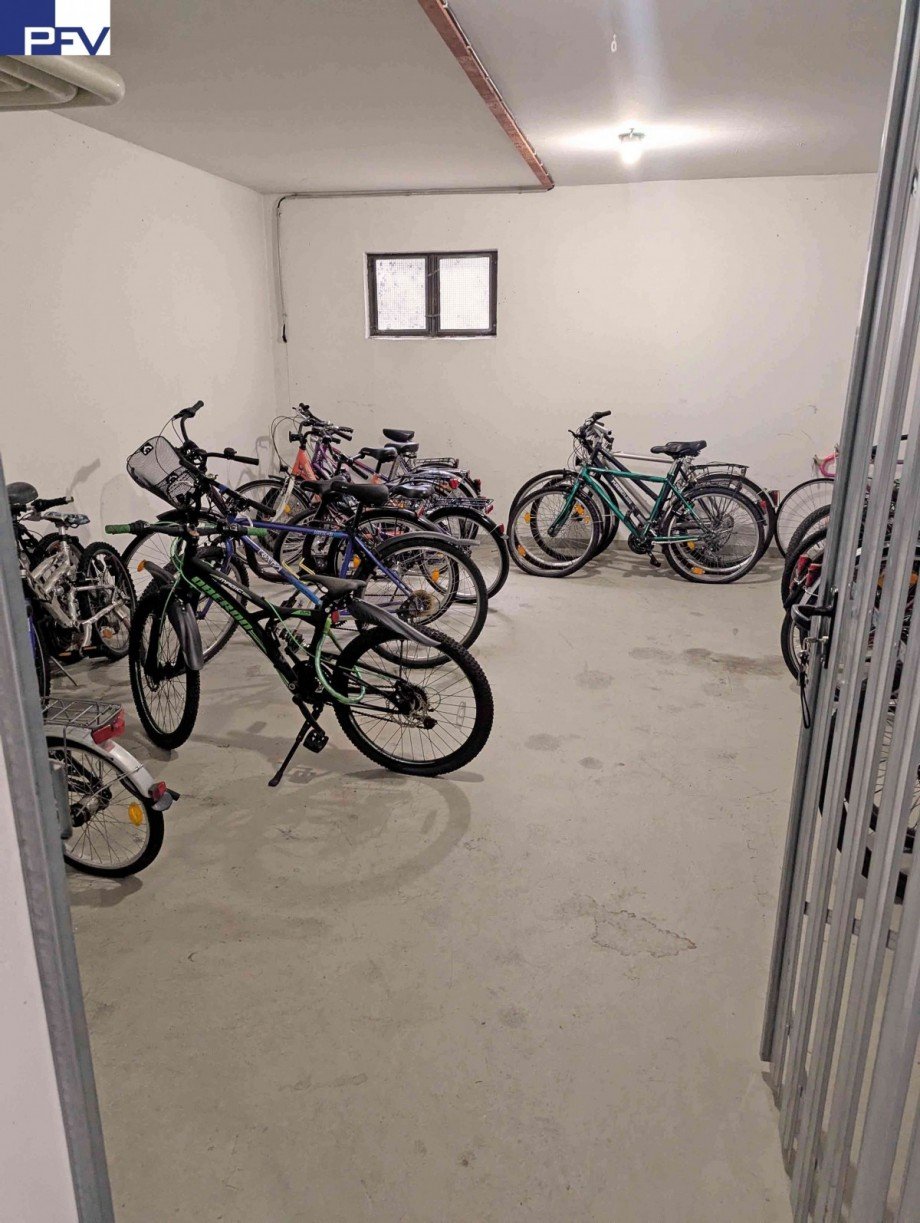 Anwesen-Fahrradkeller PXL_2025 Etagenwohnung N�rnberg